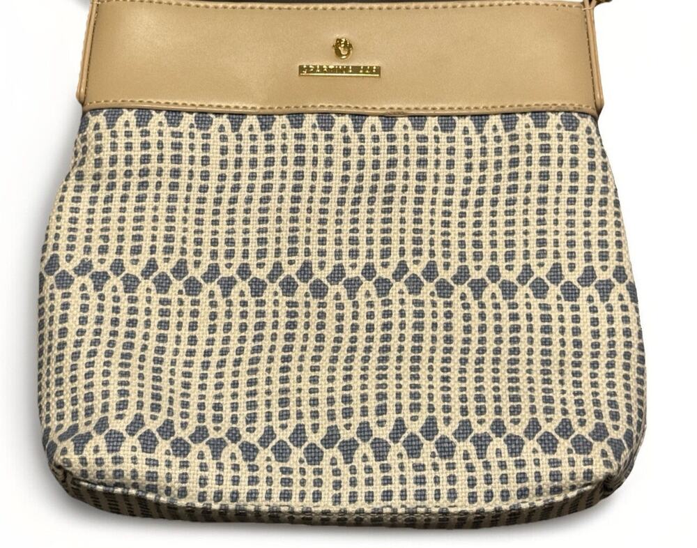 Spartina 449 NWOT Blue and White Linen Crossbody Mermaid Charm Songbird